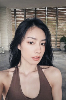 又圆又肥又翘的丰臀大屁股